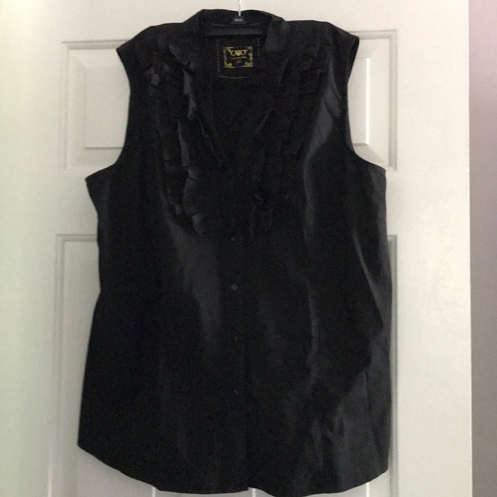 🌸 B1G1 Womens ruffle Shirt